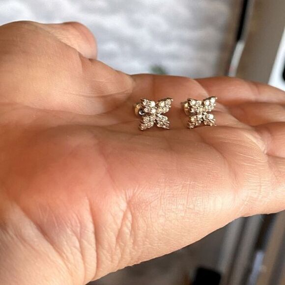 The Fabulous Four Points Dainty 925/White Sapphire Drop stud earrings - Picture 6 of 8